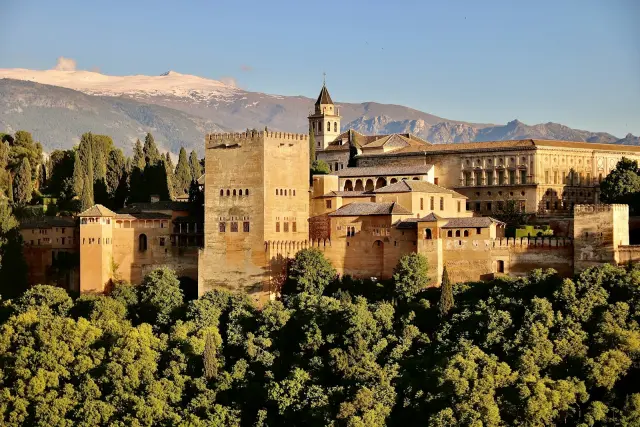 Andaluzi